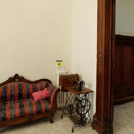La Casa Di Nonna Teresa Bed & Breakfast Napoli Ngoại thất bức ảnh