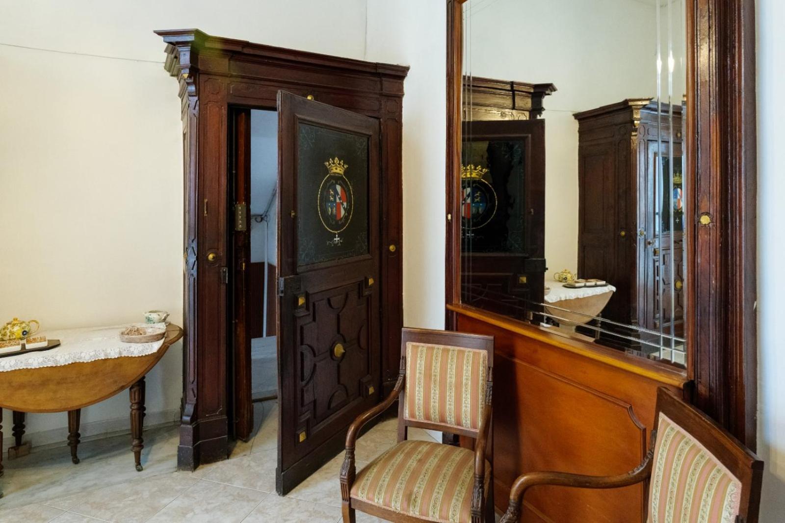 La Casa Di Nonna Teresa Bed & Breakfast Napoli Ngoại thất bức ảnh